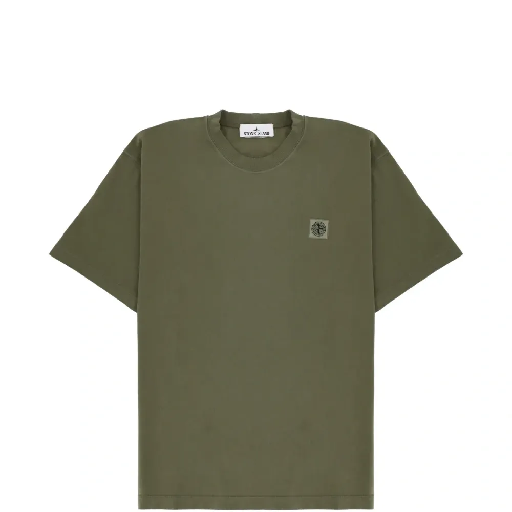 Футболка с нашивкой-логотипом