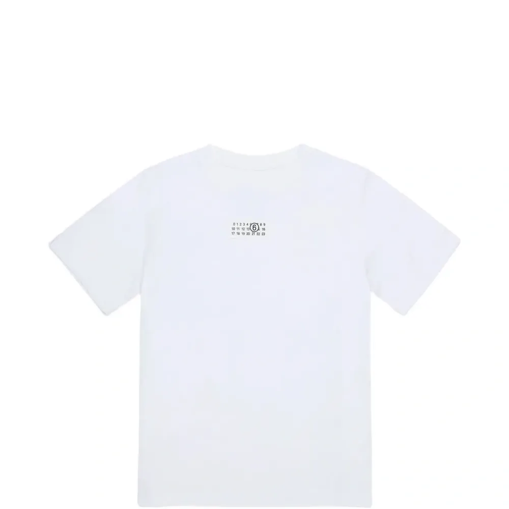 Футболка с логотипом