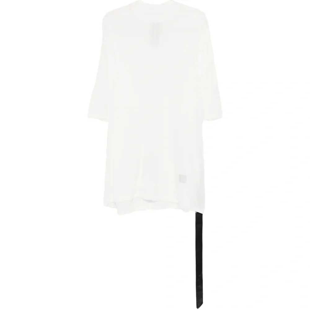 Футболка с круглым вырезом и короткими рукавами