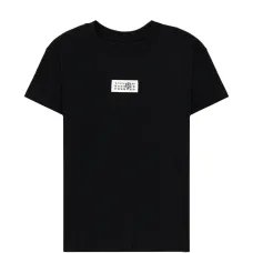 Футболка с логотипом