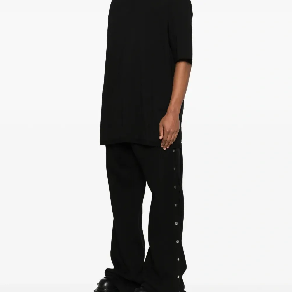 Футболка с круглым вырезом