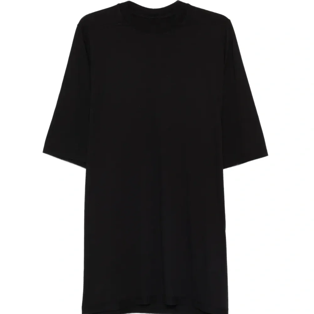 Футболка с круглым вырезом