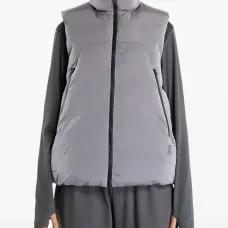 Стеганый жилет на каждый день