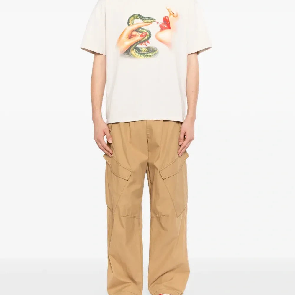 Футболка с графическим принтом