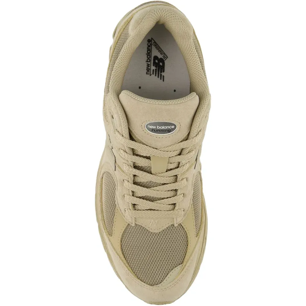 Кроссовки 2002R с логотипом