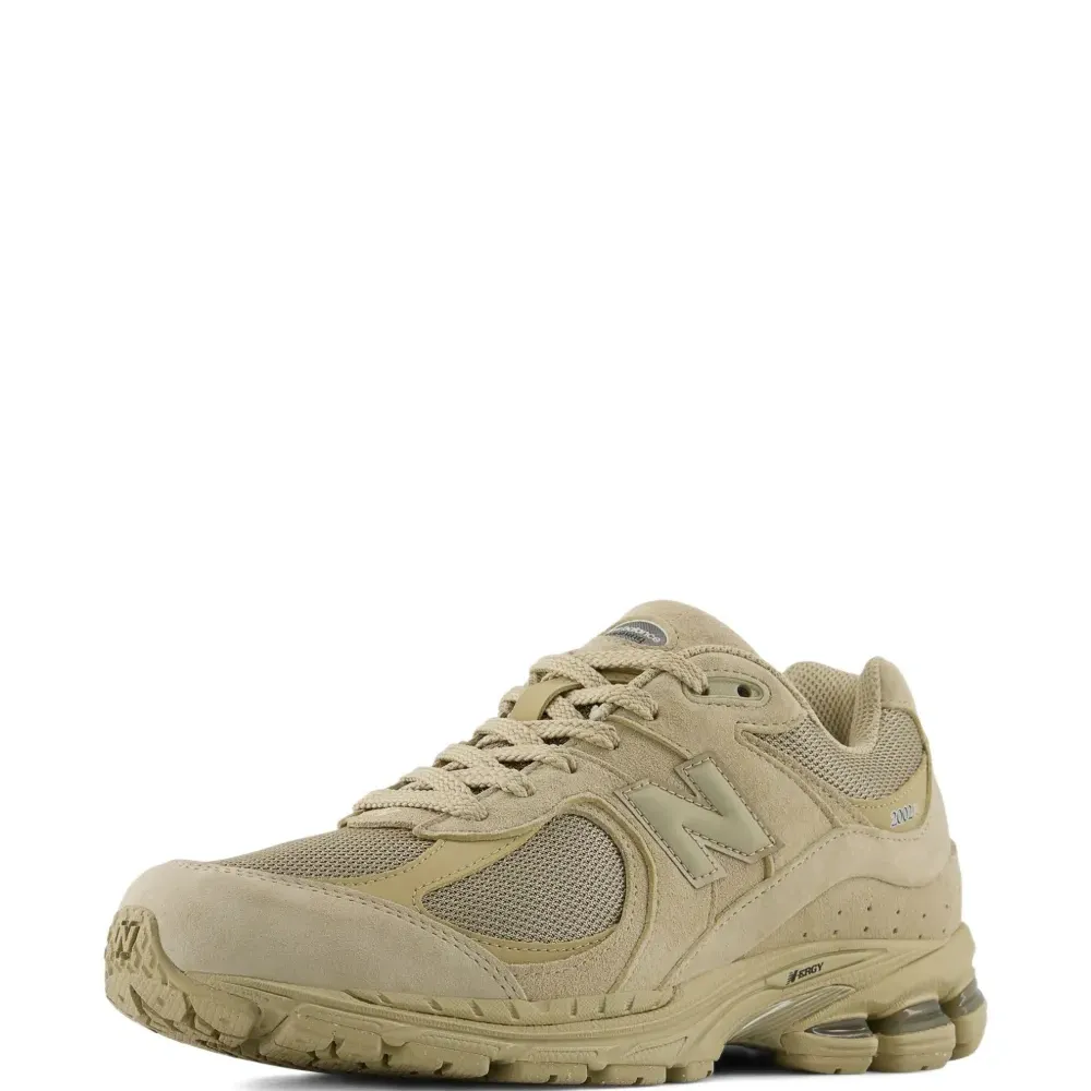 Кроссовки 2002R с логотипом