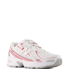 Кроссовки 740 с логотипом