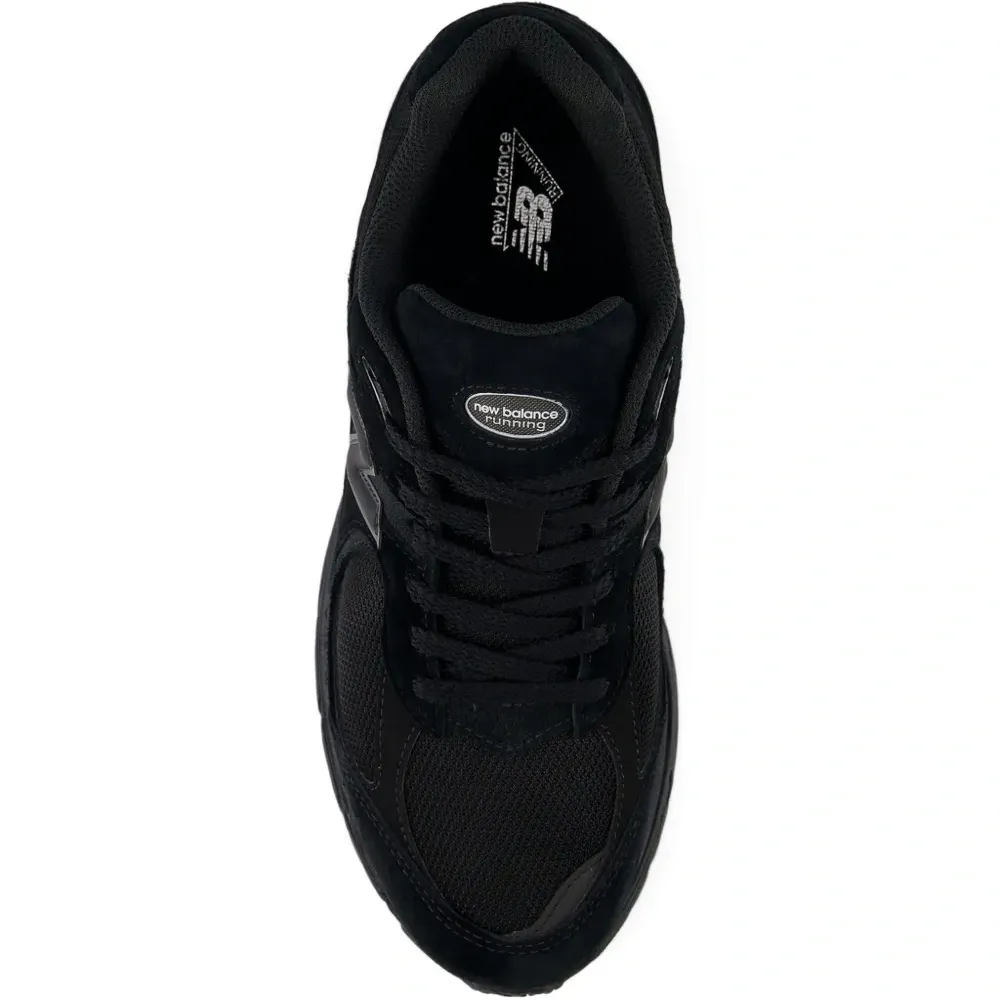 Кроссовки 2002R с логотипом