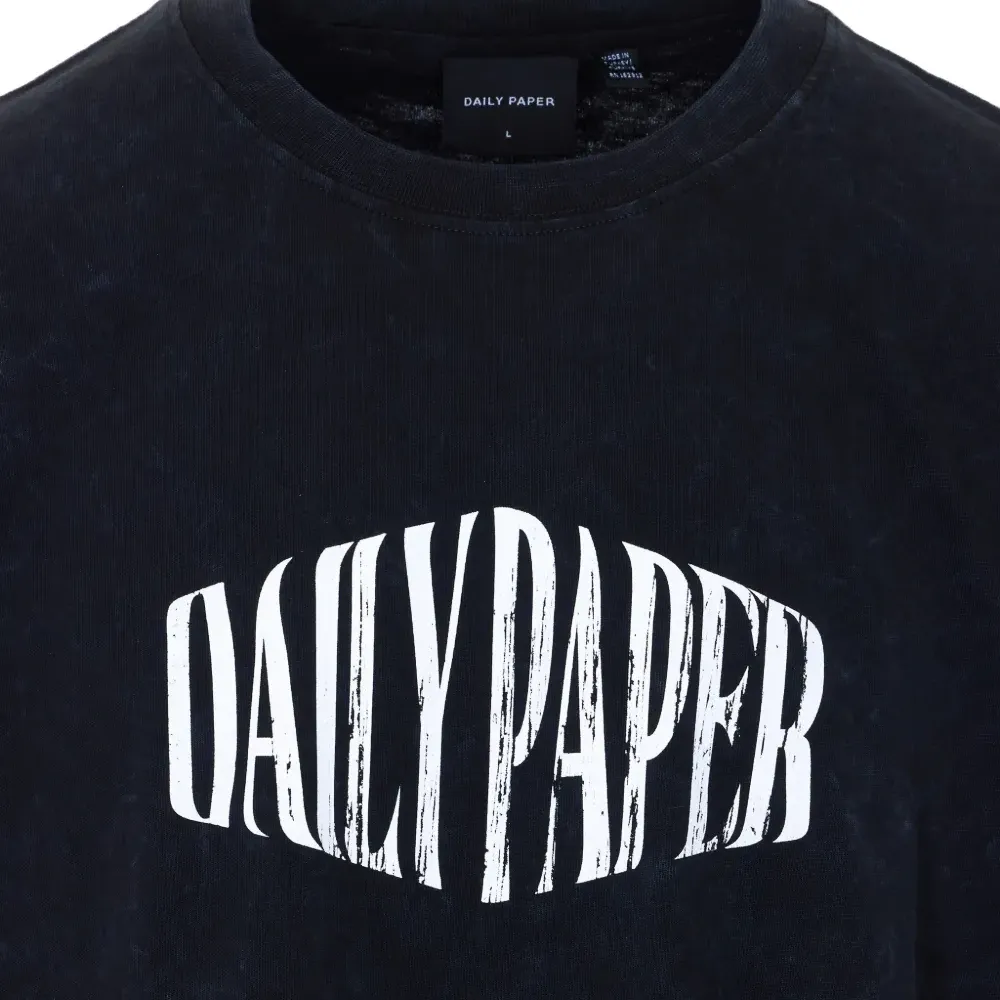 Футболка с принтом логотипа