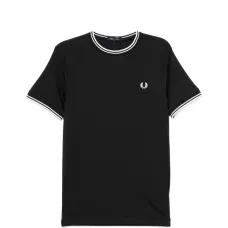 Футболка с вышитым логотипом