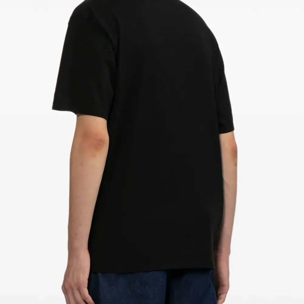 Футболка с графическим принтом