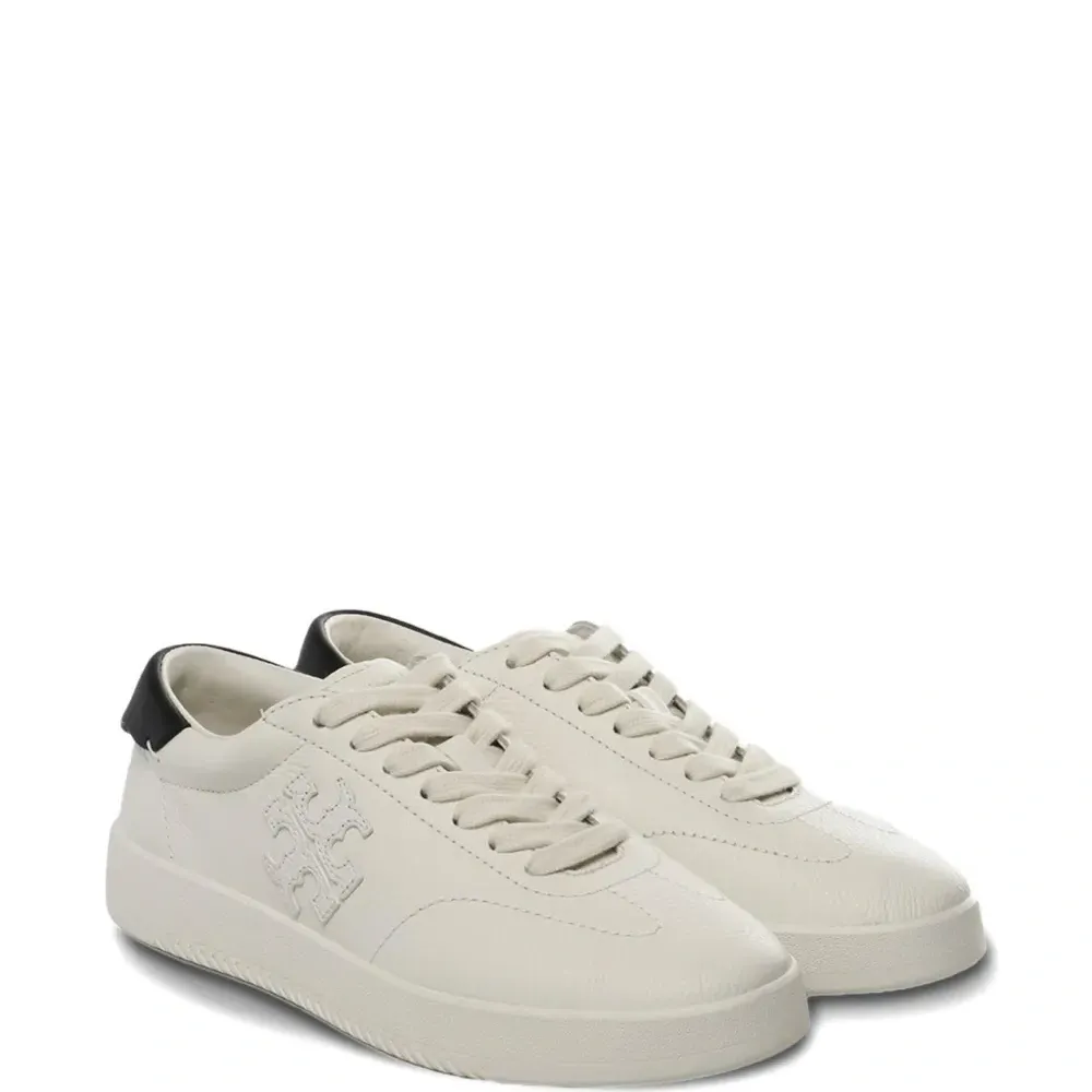 Кроссовки с логотипом Phoenix