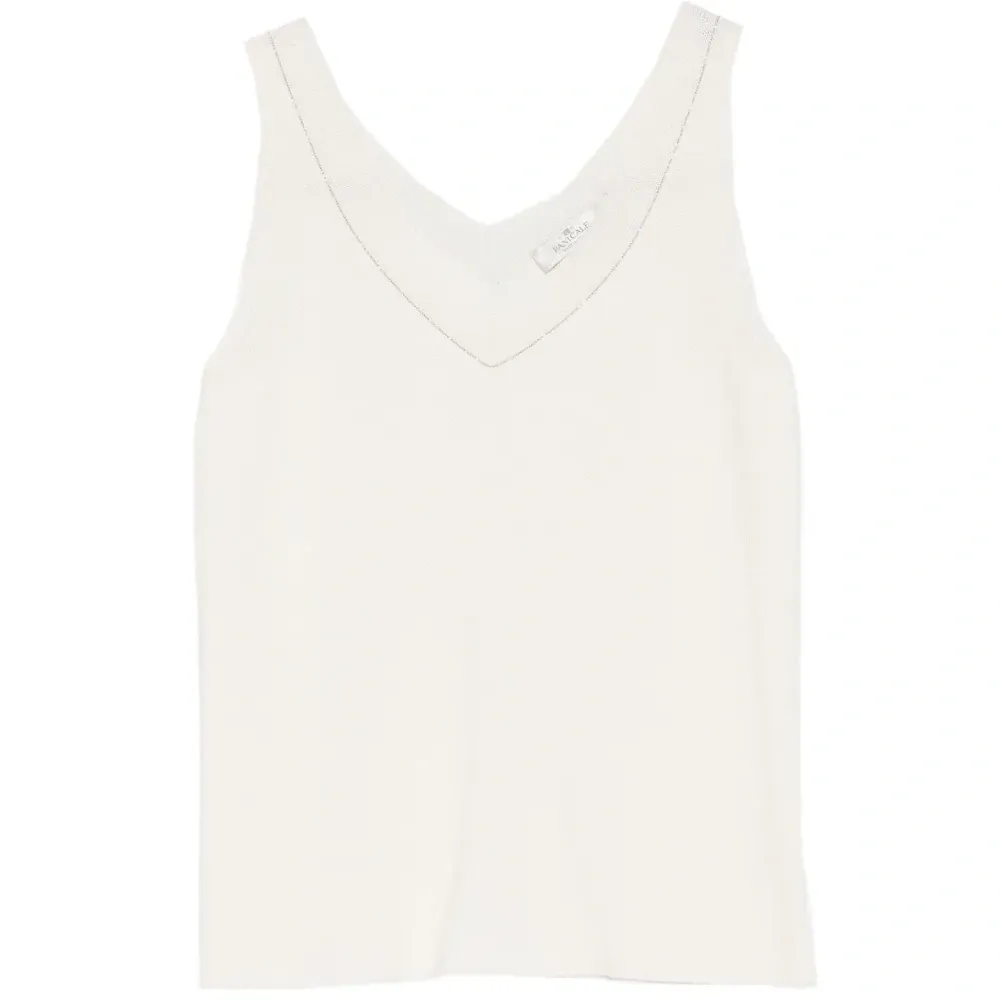 Топ с V-образным вырезом