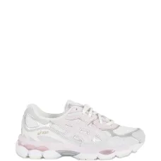 Кроссовки с логотипом