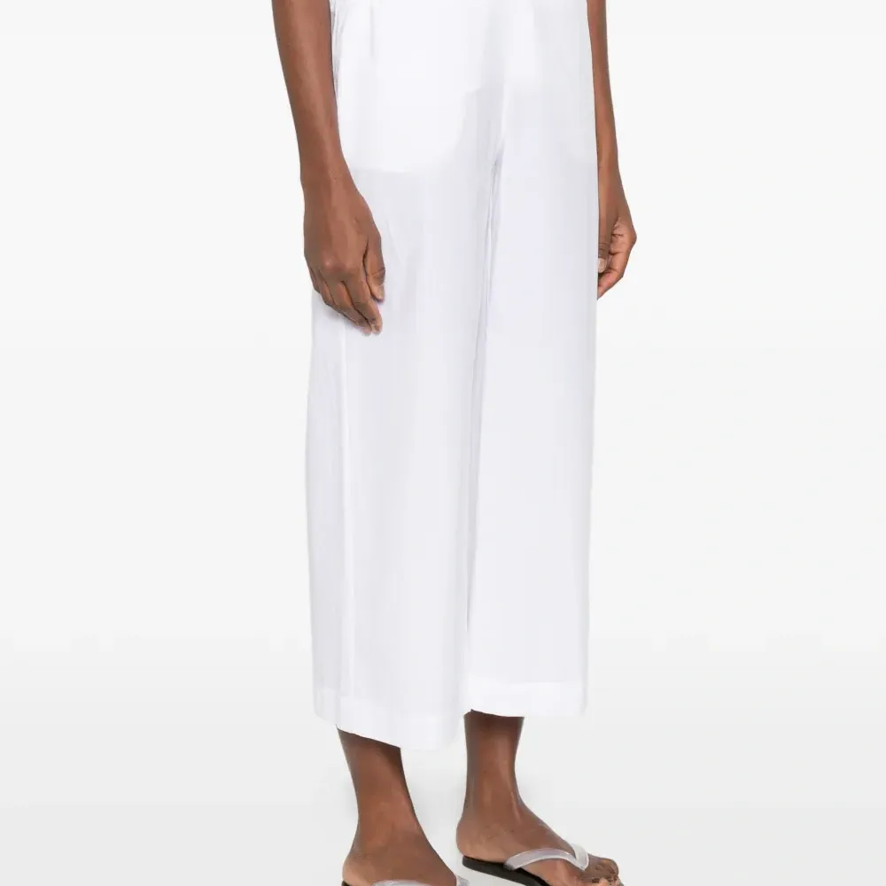 Брюки с эластичным поясом Брюки с эластичным поясом