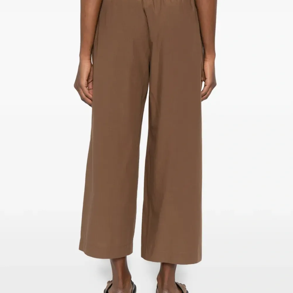 Брюки с эластичным поясом