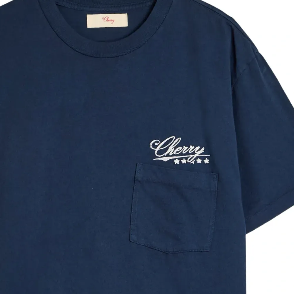 Футболка с вышивкой