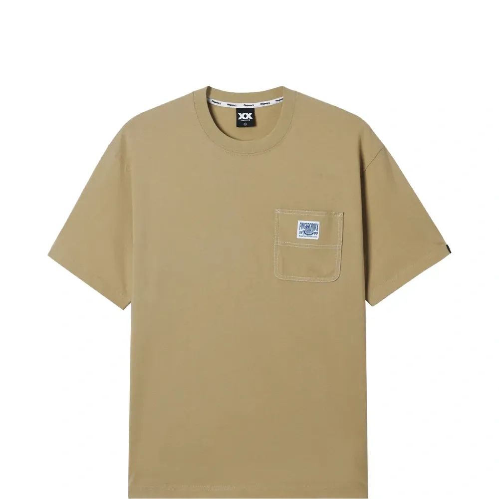 Футболка с нашивкой-логотипом