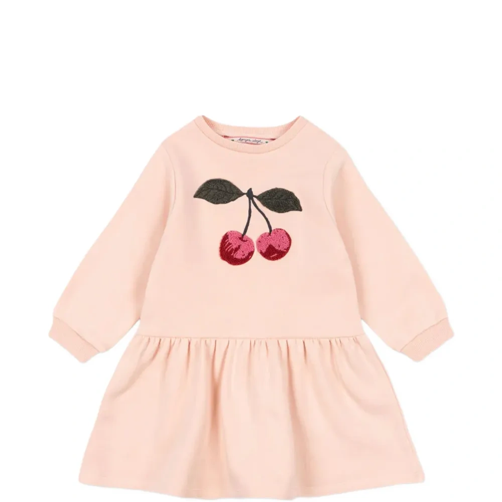 Платье с вишневой аппликацией