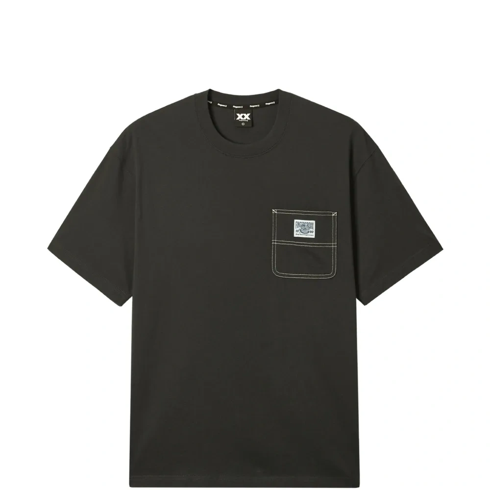 Футболка с нашивкой-логотипом