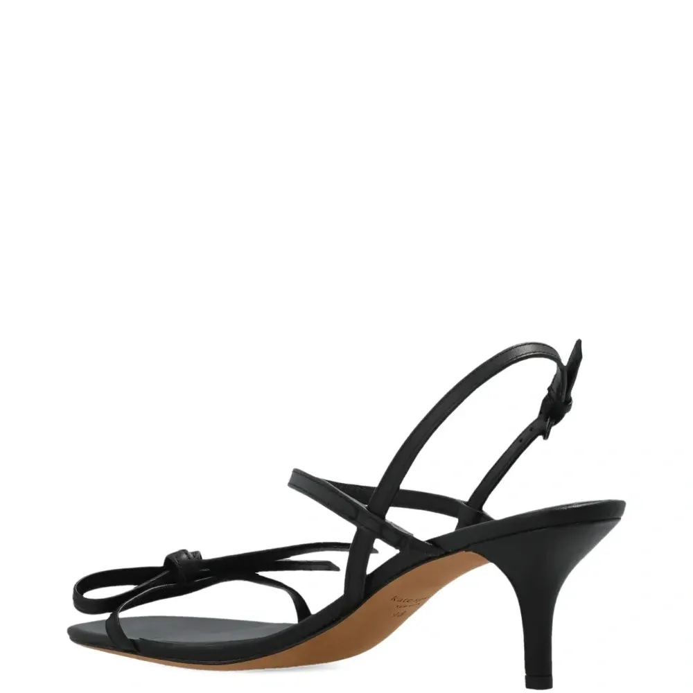 Босоножки с ремешком и бантом