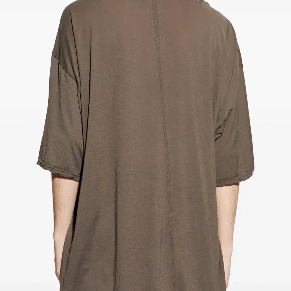 Футболка с швом