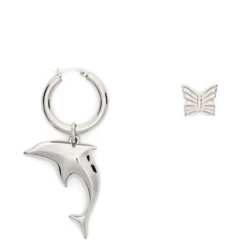Серьги с подвеской в виде дельфина