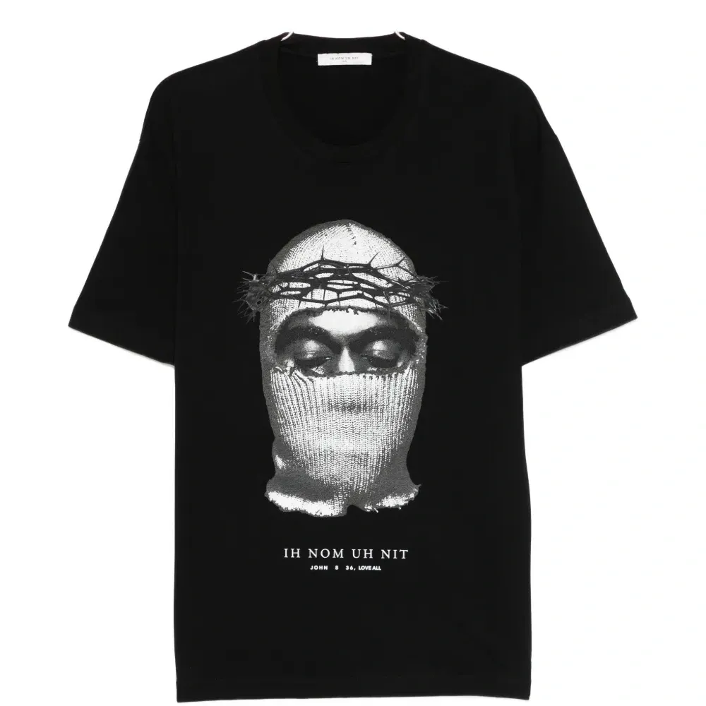 Футболка с маской Corona