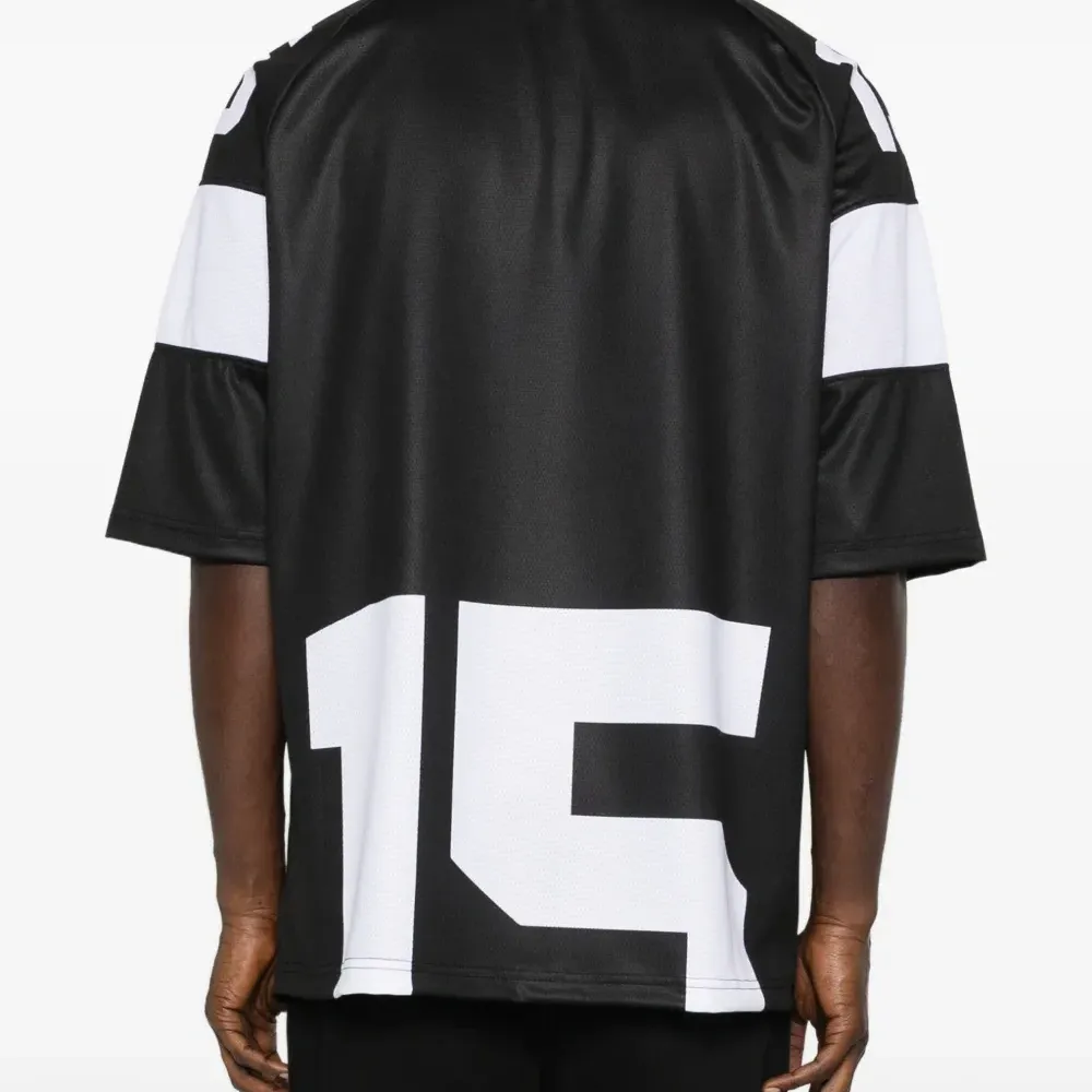 Футболка с графическим изображением Святой Марии