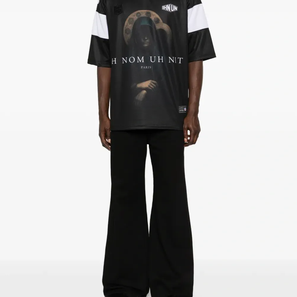 Футболка с графическим изображением Святой Марии