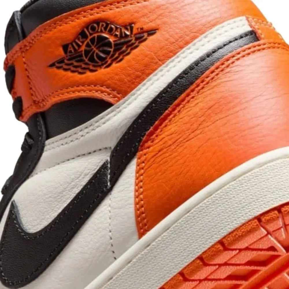 Кроссовки Air Jordan 1 Retro High OG