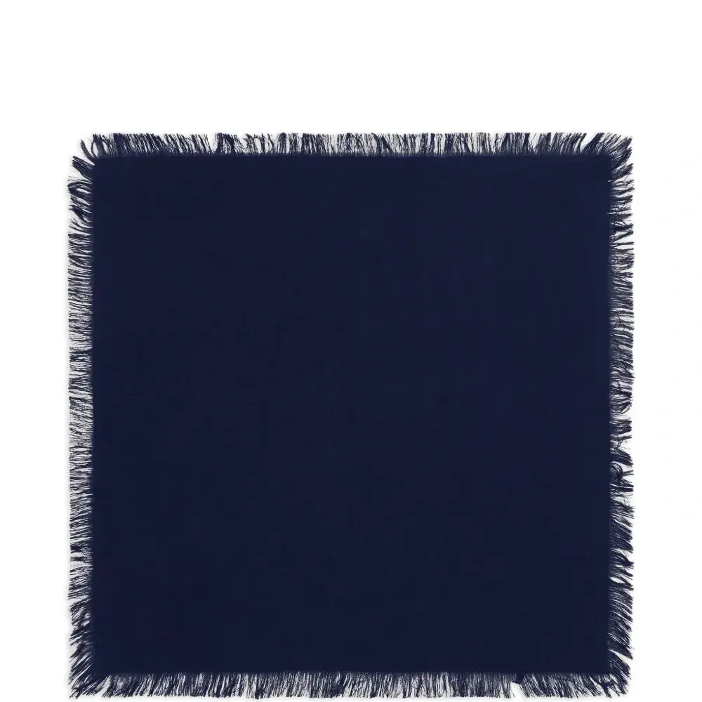 Квадратный шарф из саржи с бахромой