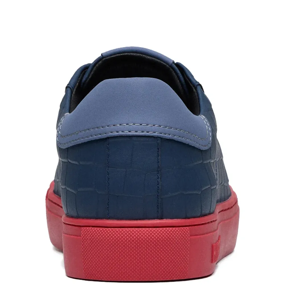 Кроссовки с тиснением