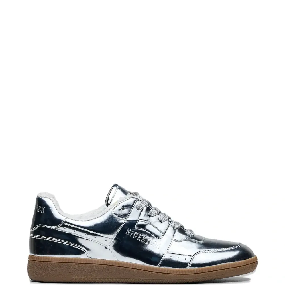 Кроссовки с ворсистой отделкой