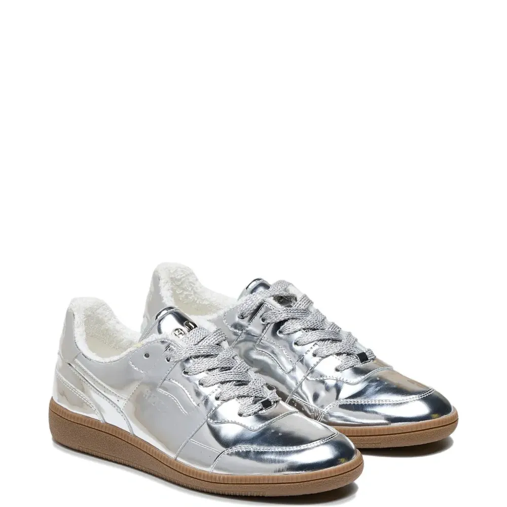 Кроссовки с ворсистой отделкой