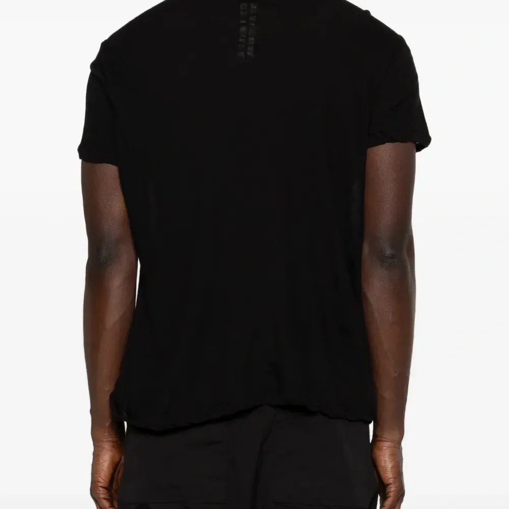 Футболка короткого кроя