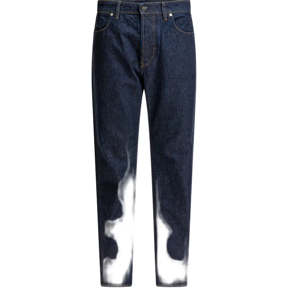 Прямые джинсы с промывкой