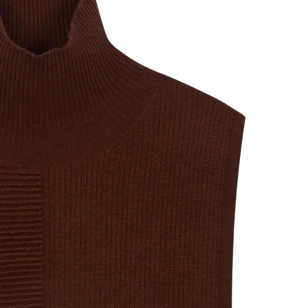 Вязаный топ в оттоманском стиле с боковыми завязками