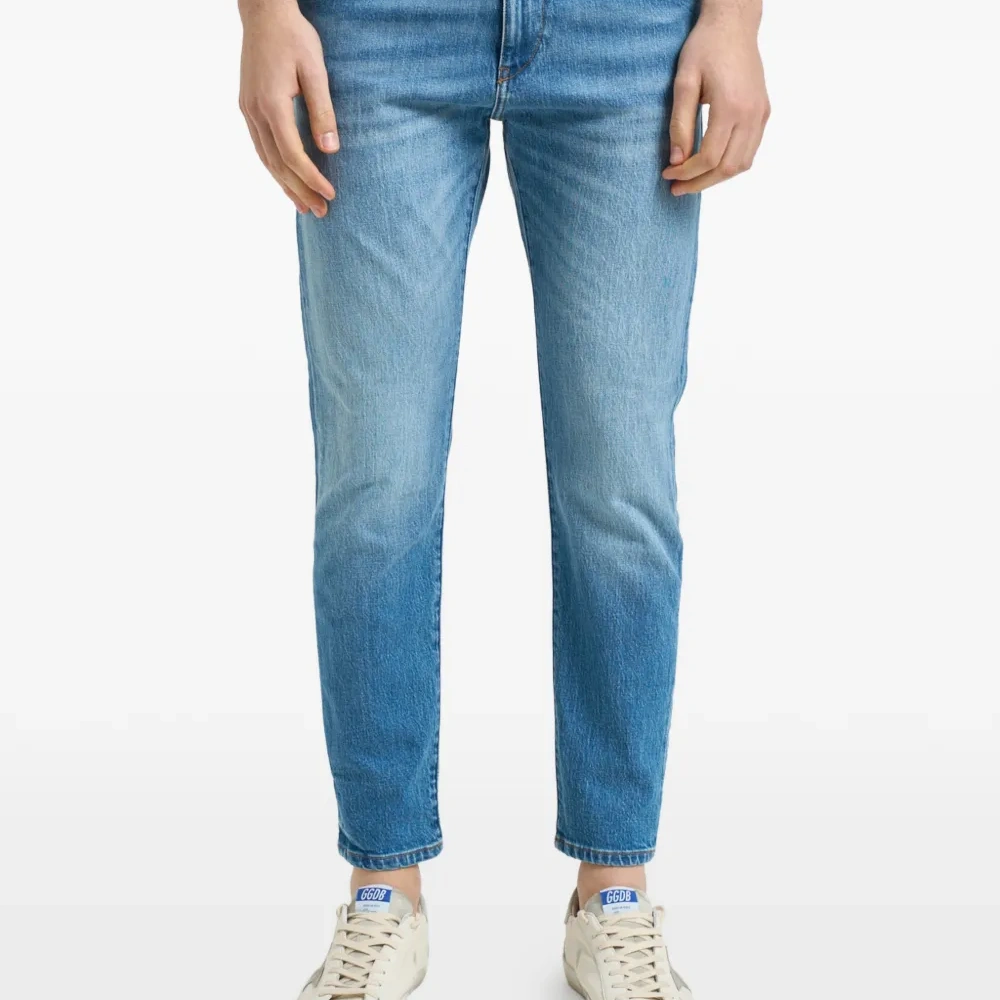 Джинсы D-Strukt с пятью карманами