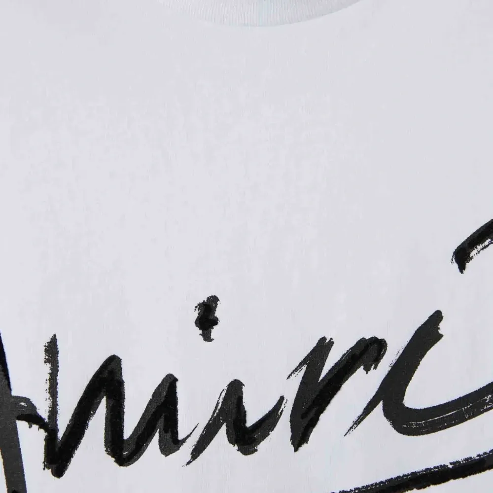 Футболка с принтом логотипа