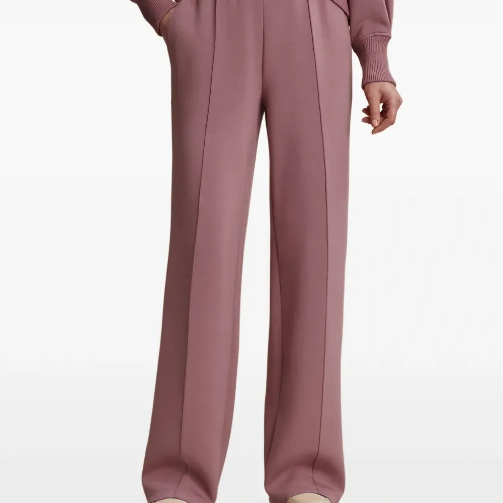 Брюки широкого кроя