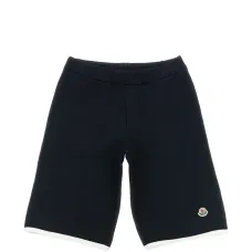 Бермуды с нашивкой-логотипом