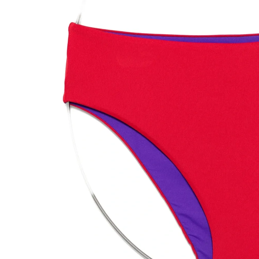 Бикини с узлом