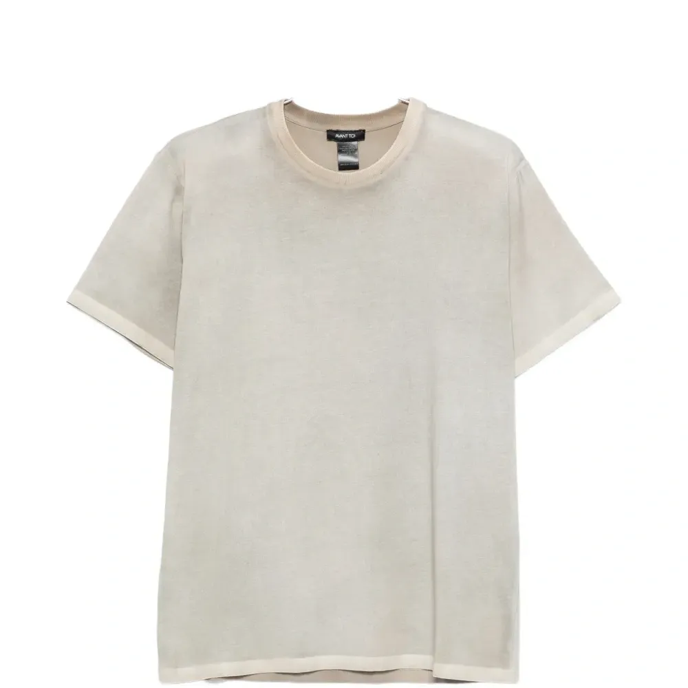 Футболка с круглым вырезом