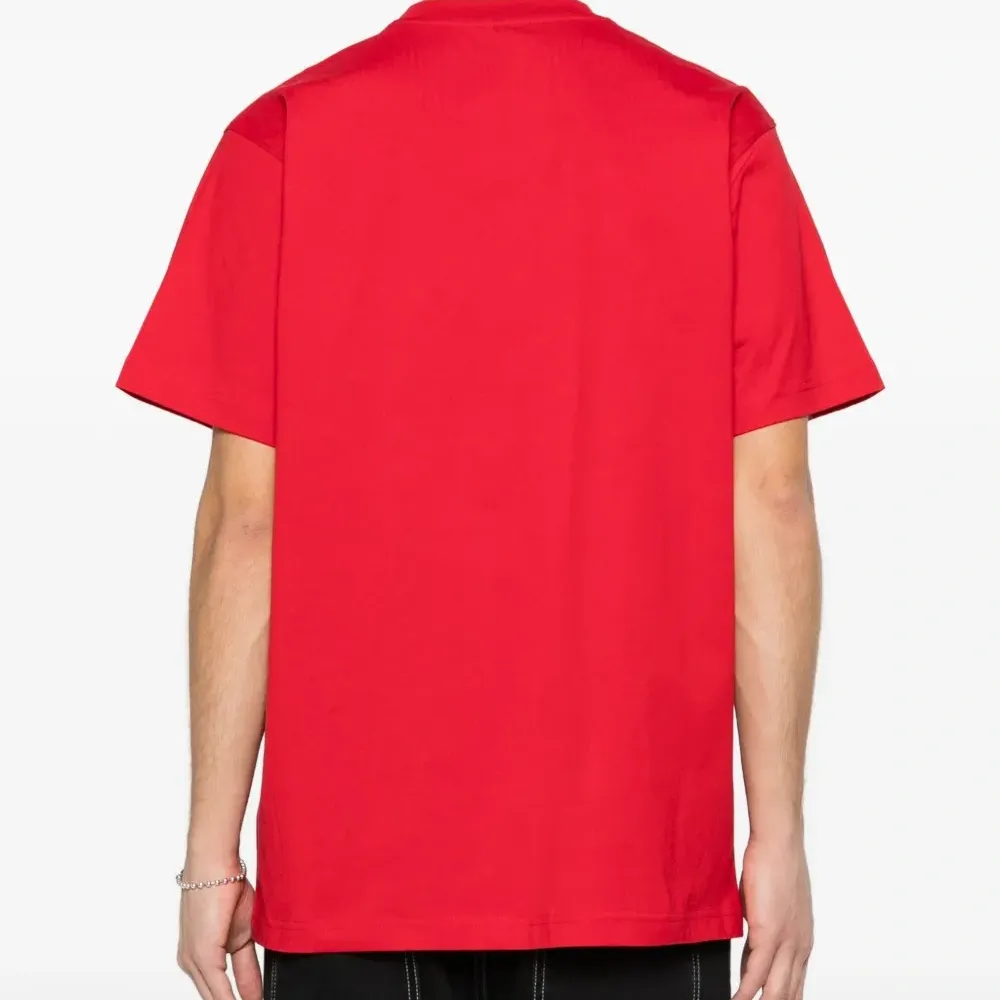 Футболка с логотипом