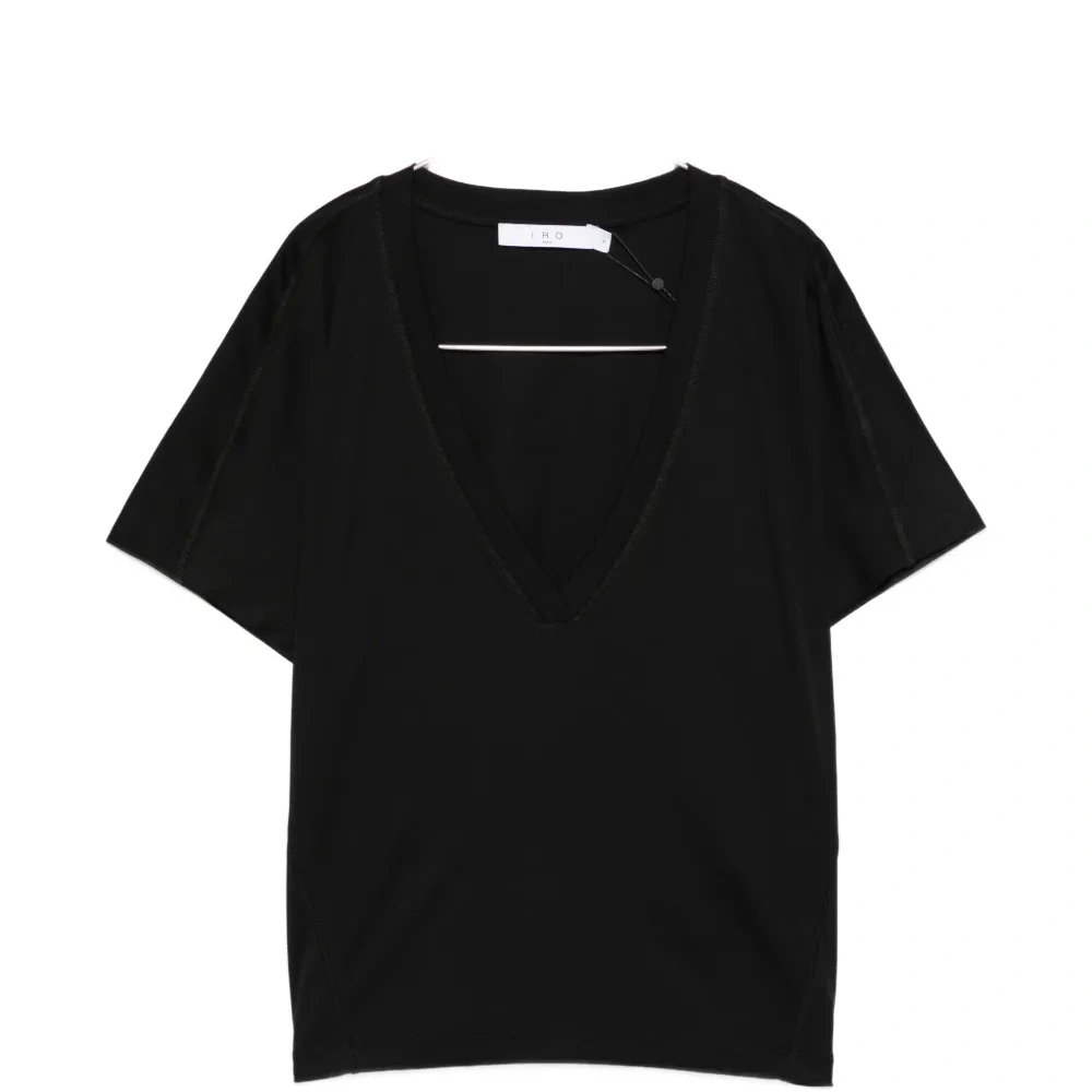 Футболка с V-образным вырезом Футболка с V-образным вырезом