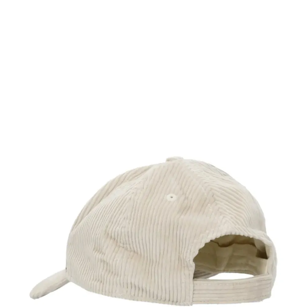 Бейсболка из вельвета