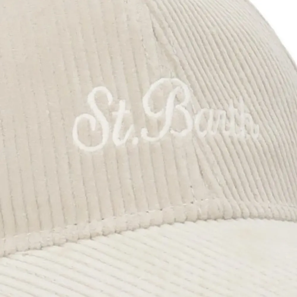 Бейсболка из вельвета