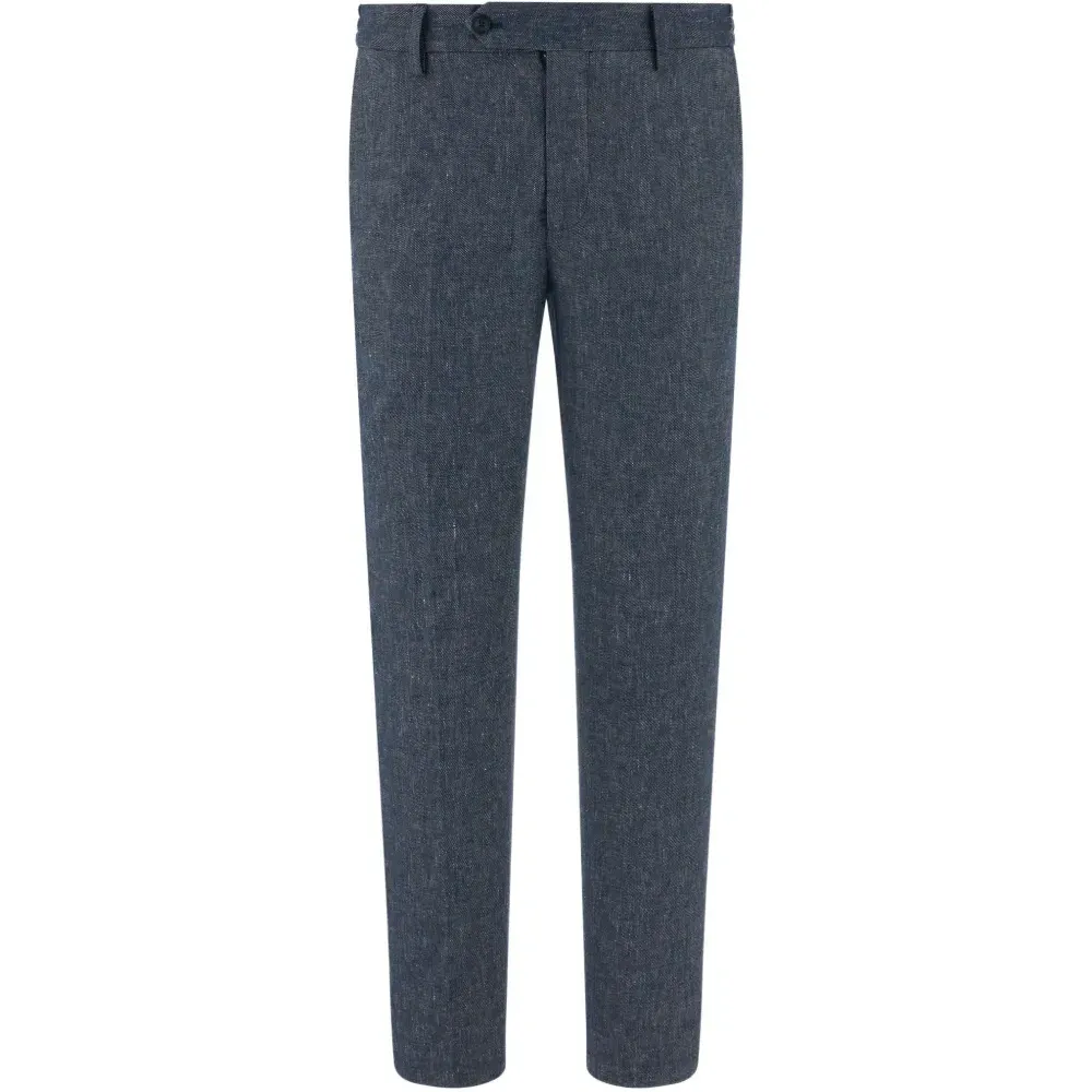 Брюки на эластичных вставках по бокам