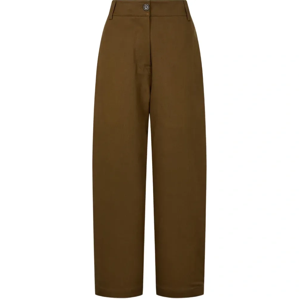 Брюки прямого кроя